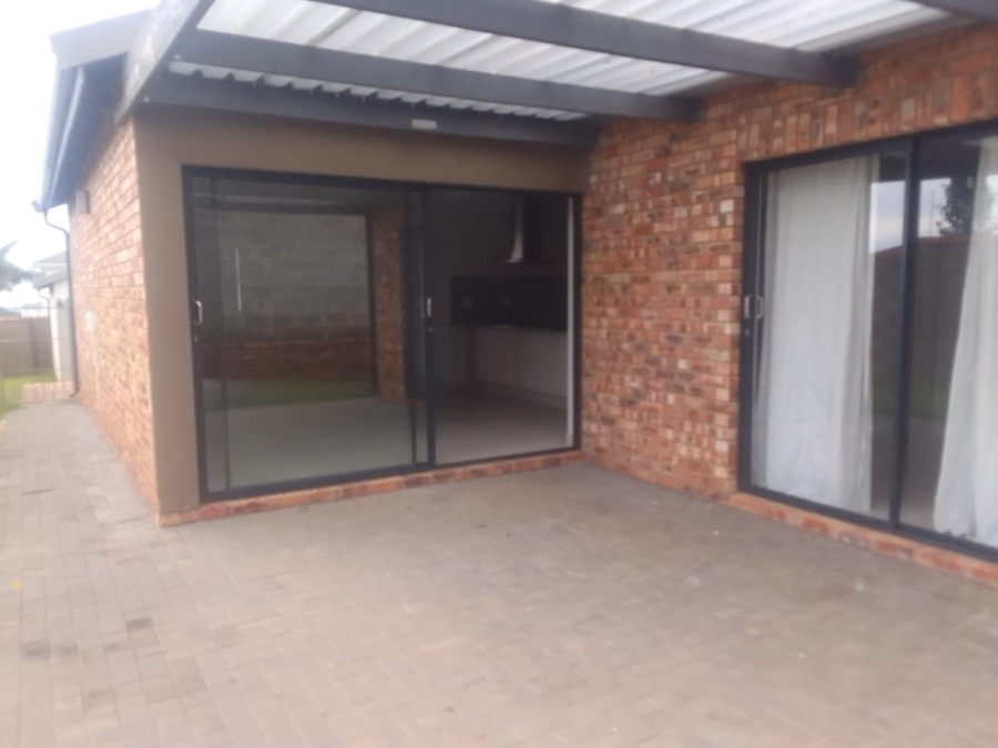 3 Bedroom Property for Sale in Gonubie Eastern Cape